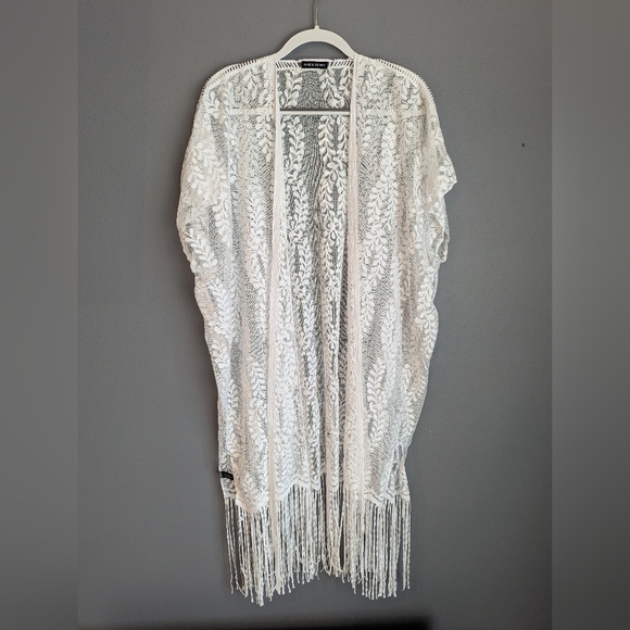 Women's Jane & Berry Lace Swimsuit Cover-up. Size XL-1X. No Size Tag. - Picture 1 of 6